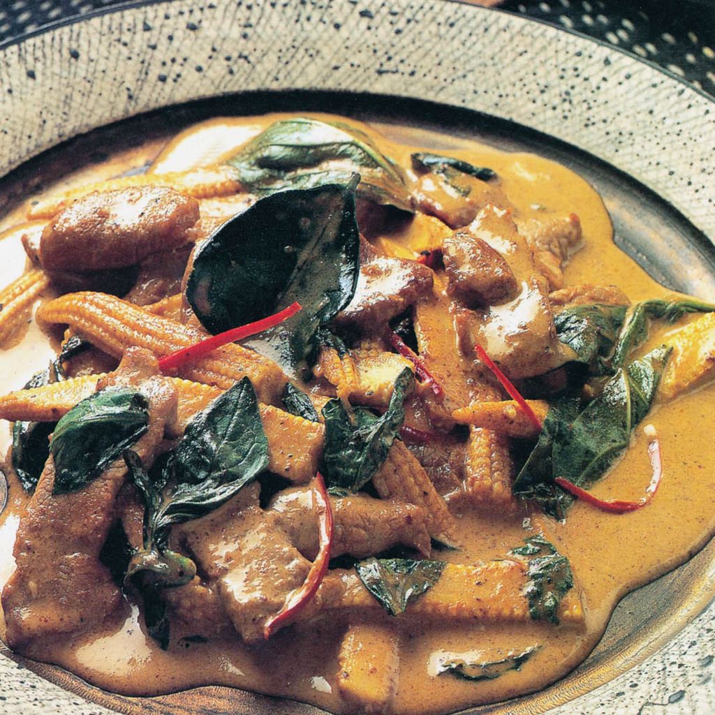 Red Pork Curry with Baby Corn