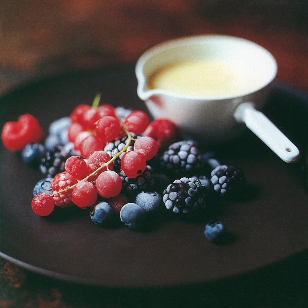 Frozen Seasonal Berries with White Chocolate Sauce from Chocolate