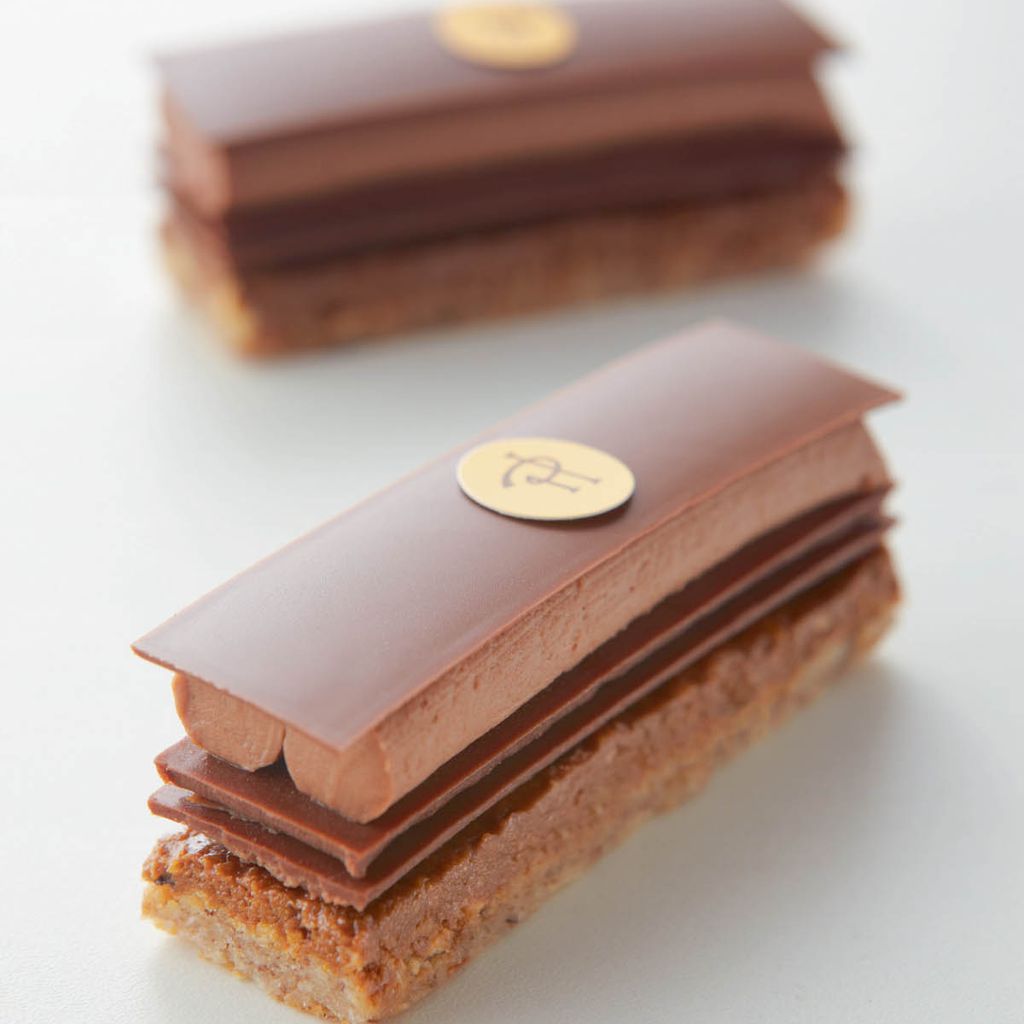 ケーキレシピ本　PIERRE HERME Plaisirs sucres ケーキレシピ本 PIERRE HERME Plaisirs sucres - メルカリ