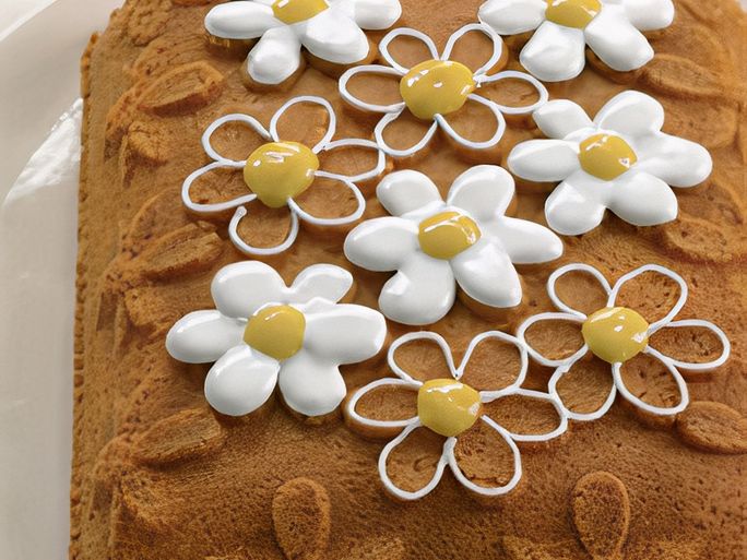 Daisy shop cake pan