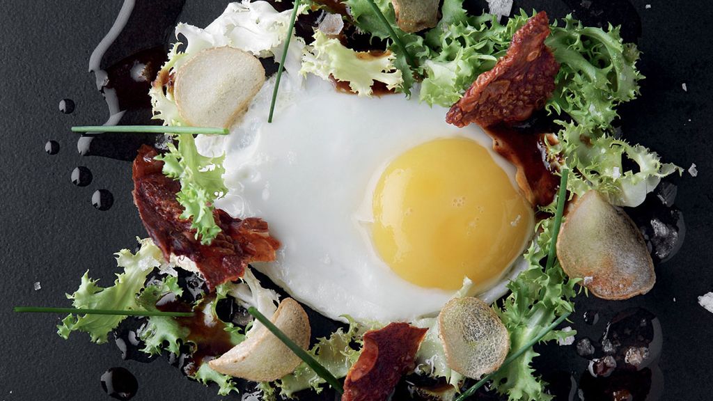 Vermicular  Sunny-Side Up Eggs and Bacon